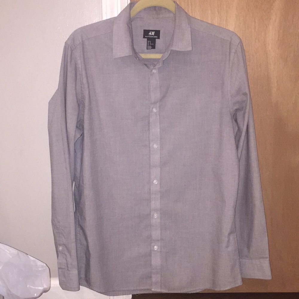 H&M men’s casual button down shirt